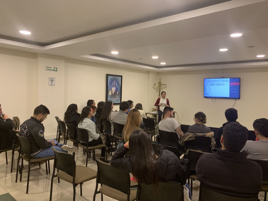The presence of the Missionary Community of St. Paul the Apostle in Colombia dates back to 1998, in the Archdiocese of Bogota.