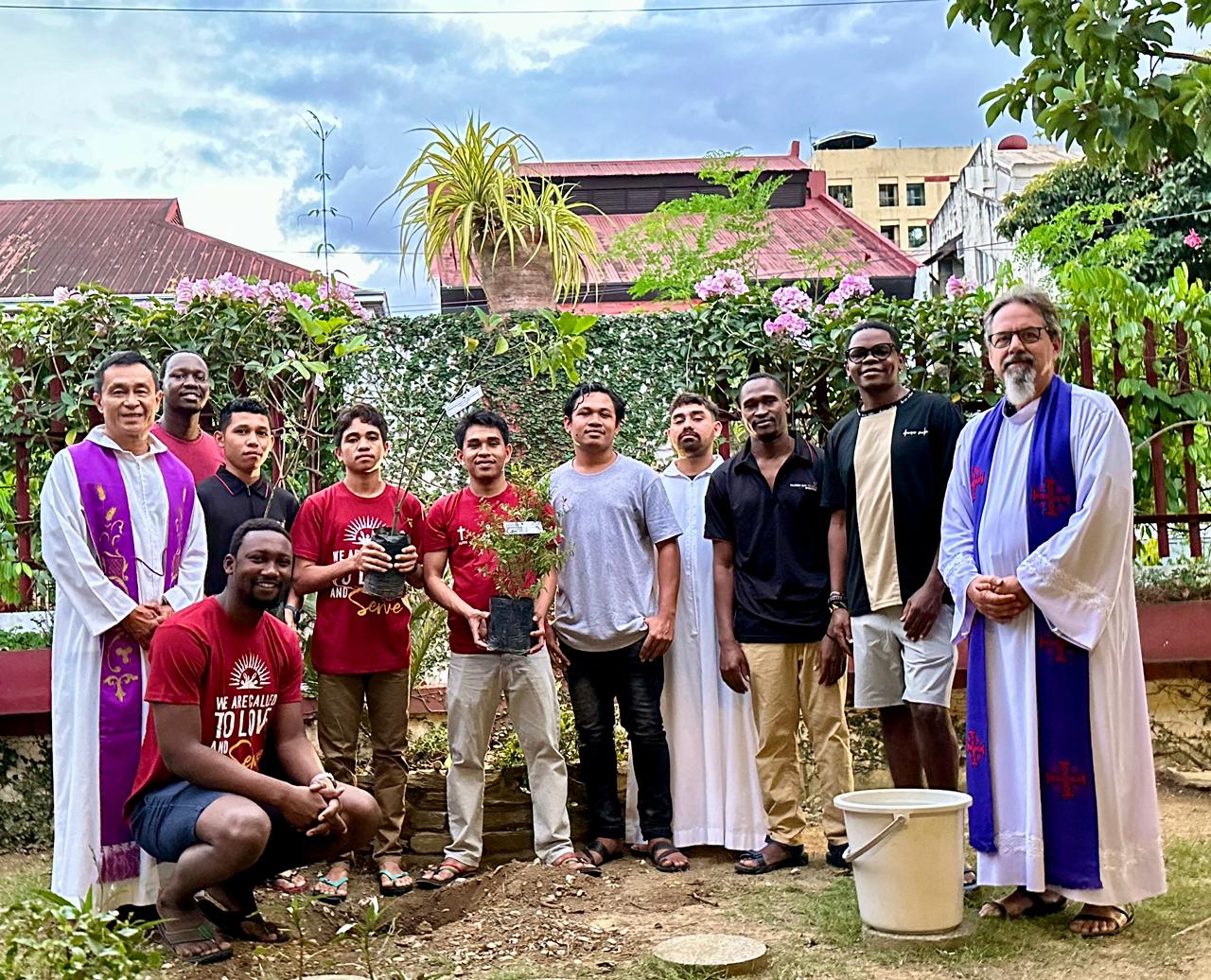 Celebration Of The Life Of Paco MANILA HOUSE Comunidad Misionera De 