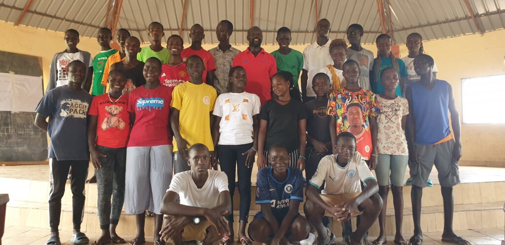 Formación de jóvenes de la parroquia de Todonyang: Combatir el abuso de drogas y otras sustancias adictivas.